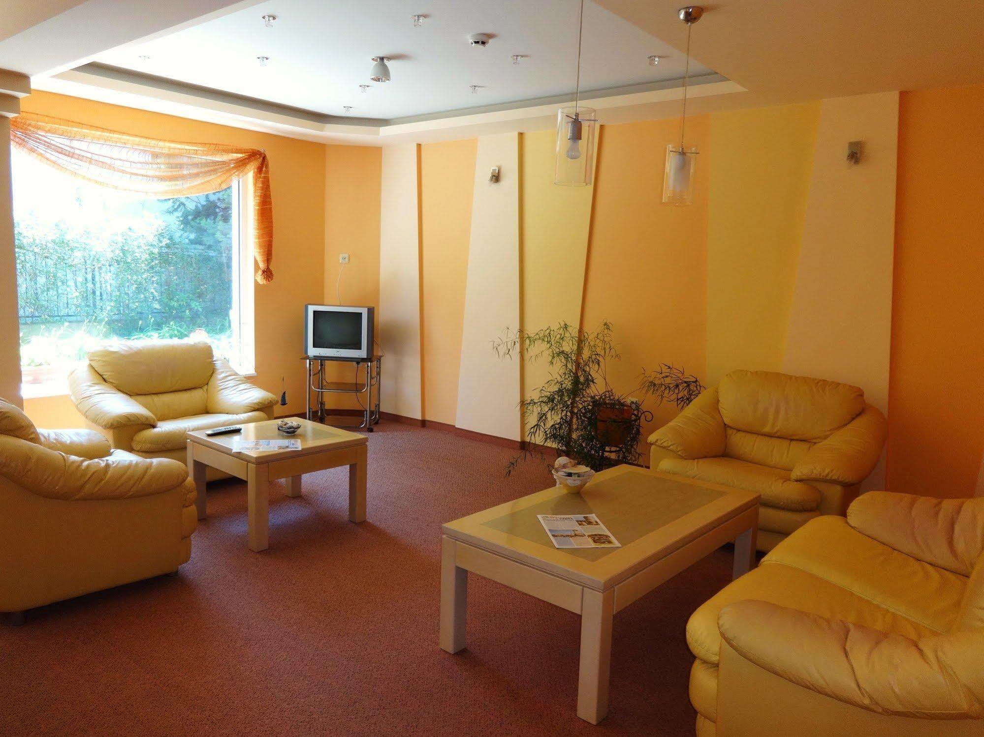 Motivi Hotel Saints Constantine and Helena Exterior photo